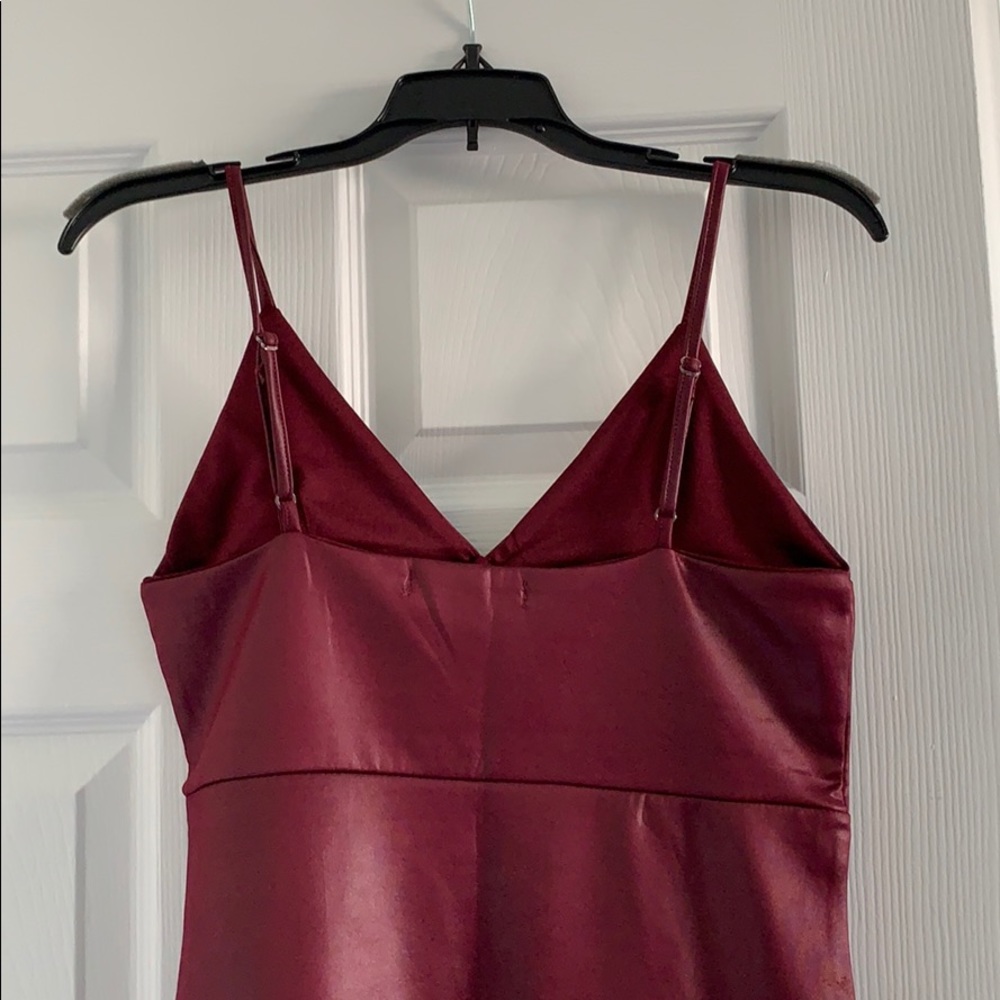 Dress - Picture 3 of 3